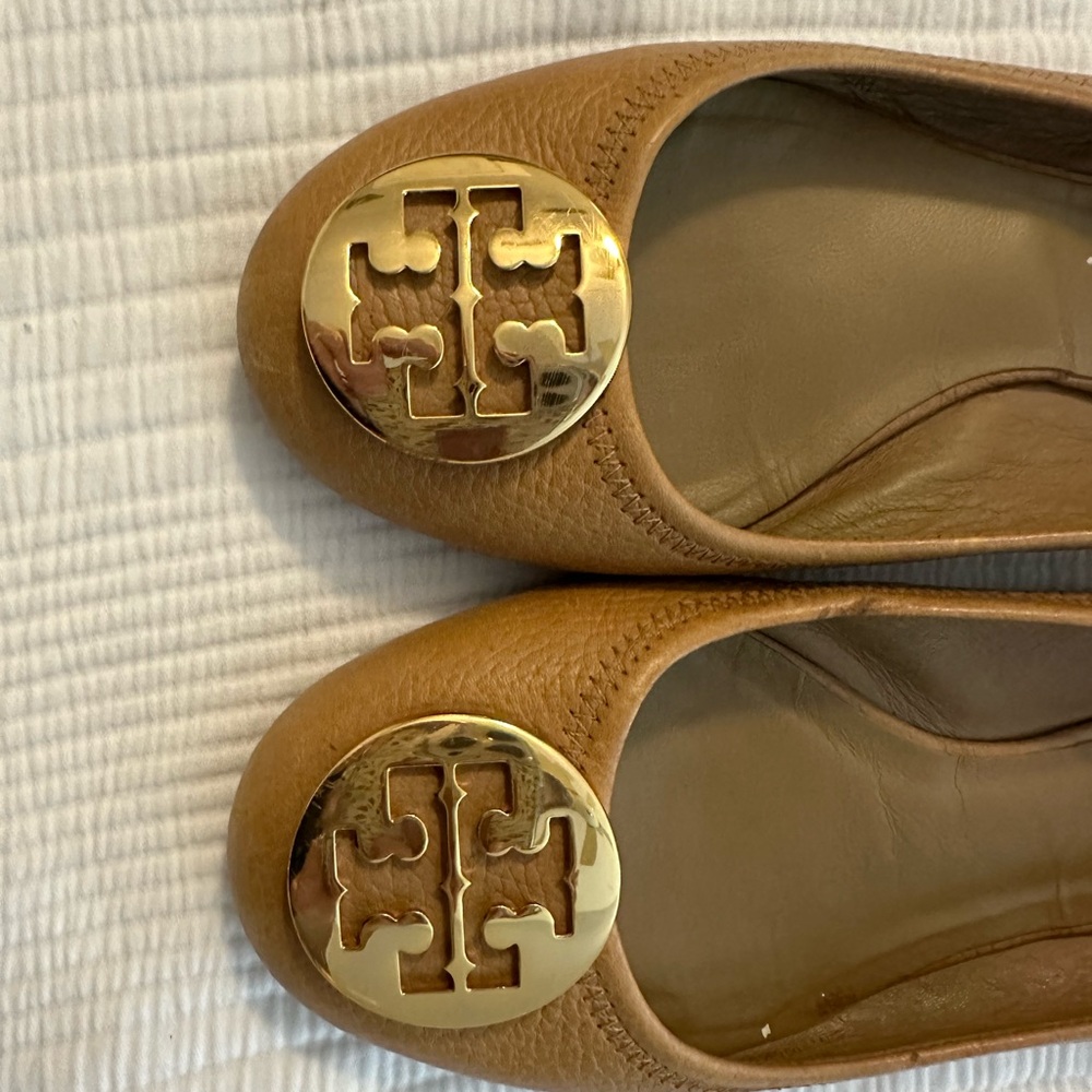 Tory Burch tan flats, gently used, size 8 - Picture 4 of 4
